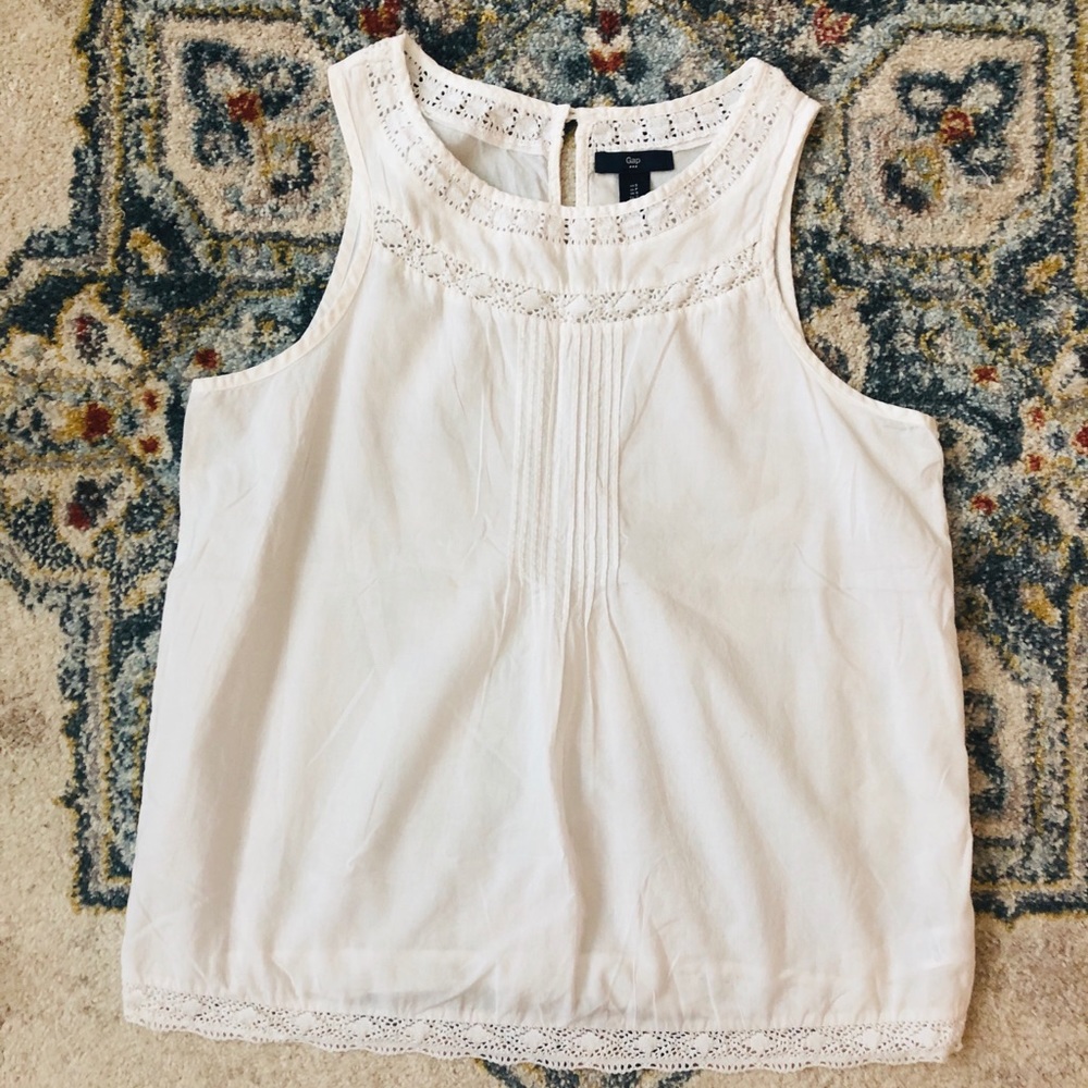 Gap Top